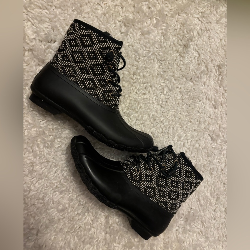 Sperry Duck Boot, Size 8.5 - image 1